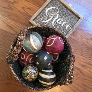 ✔️Decorative Basket